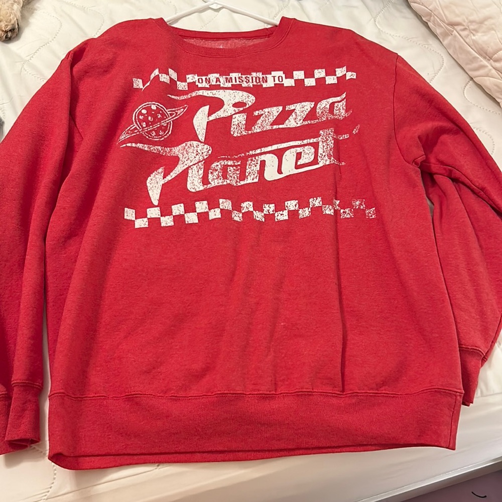 DISNEY PIZZA PLANET CREWNECK